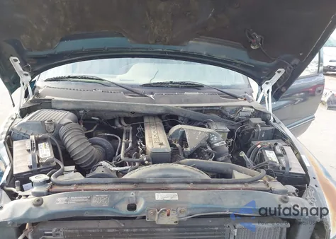 1995 Dodge Ram 2500 z USA, uszkodzony, nr VIN 1B7KF26C9SS320042